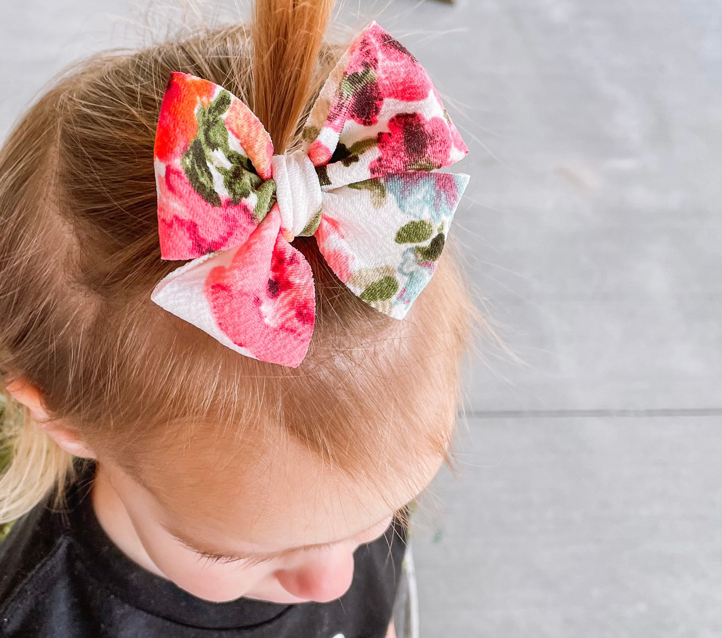 Kalahan Floral Pinwheel