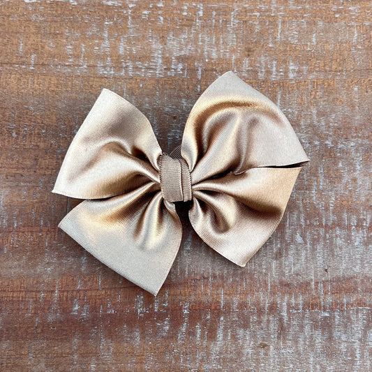 Champagne Pearl Satin Pinwheel